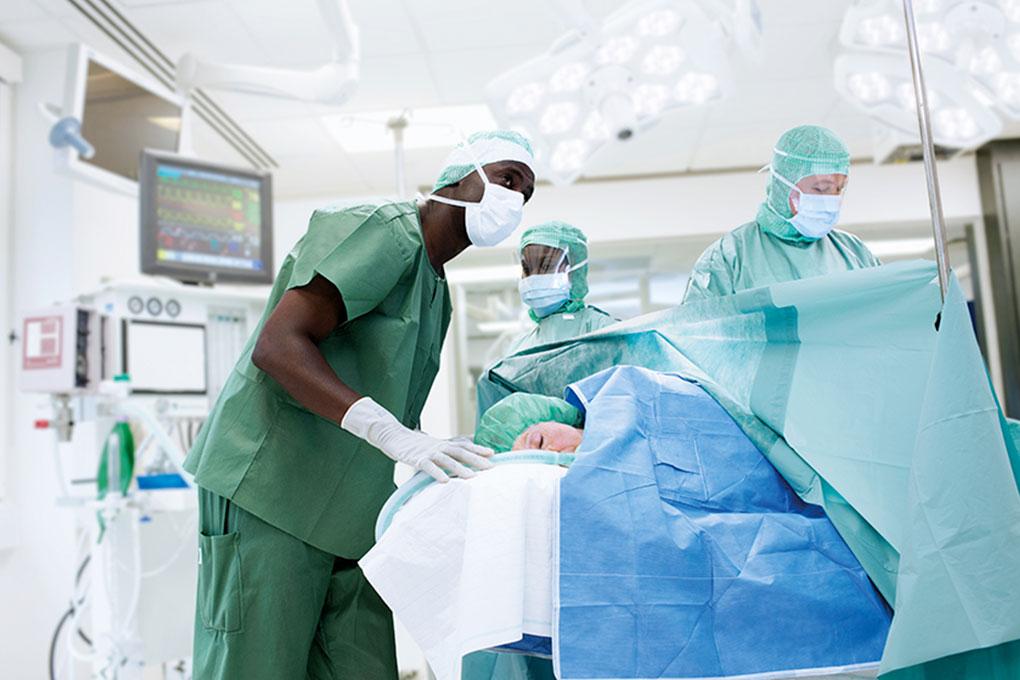 Acte médical dans bloc opératoire
