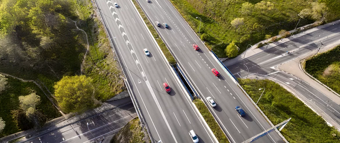 Equans BeLux daagt zijn medewerkers uit om deze zomer milieuvriendelijker te rijden met de Eco Driving Challenge