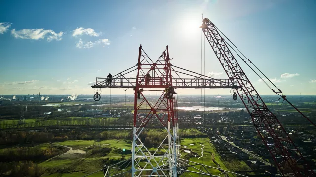 démantèlement d'un mât haute tension_1