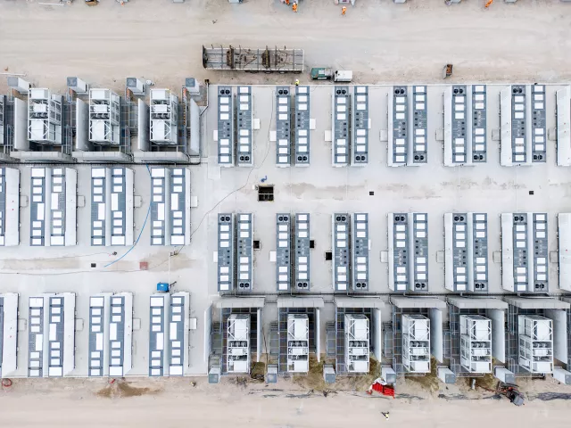 equans_versterkt_energietransitie_grootste_batterijpark_belgie