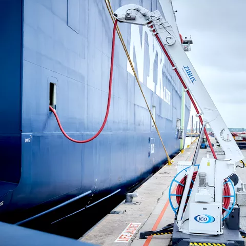 Image of ICO: Eerste autoschip op walstroom in haven van Zeebrugge